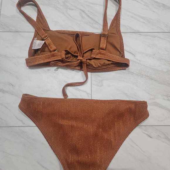 Bikini Set - Picture 3 of 3